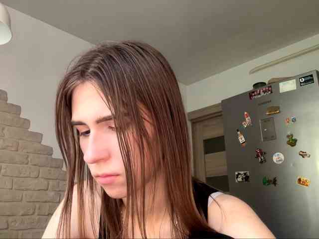 AshantiBadolato webcam