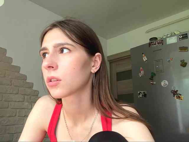 AshantiBadolato webcam