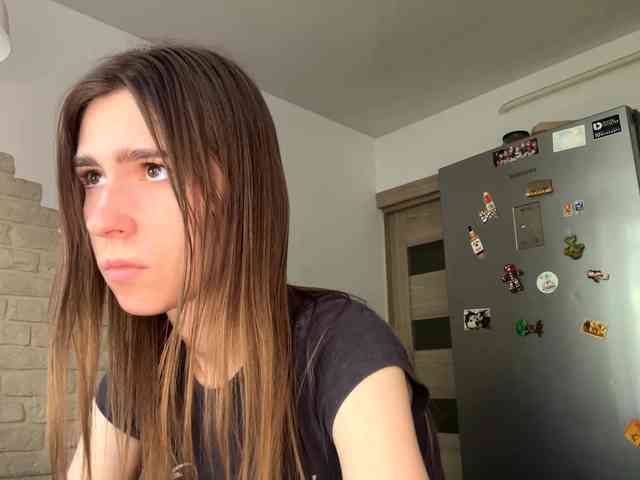 AshantiBadolato webcam