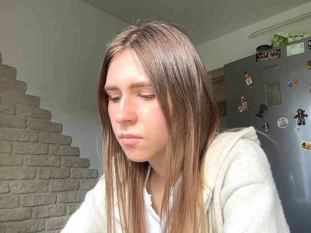 AshantiBadolato webcam