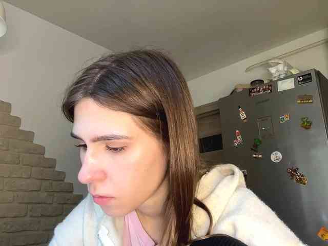 AshantiBadolato webcam