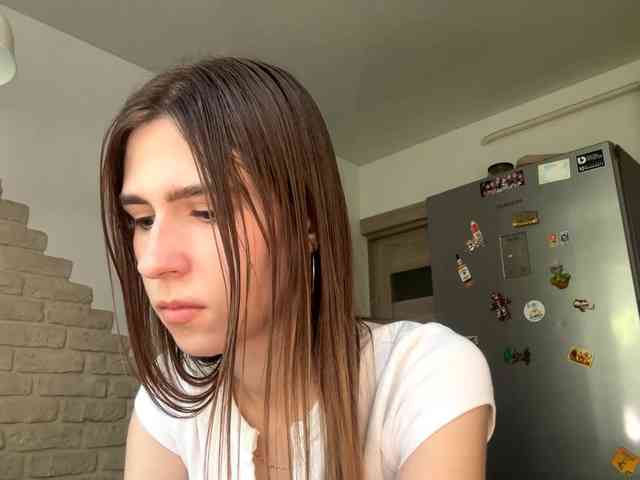 AshantiBadolato webcam