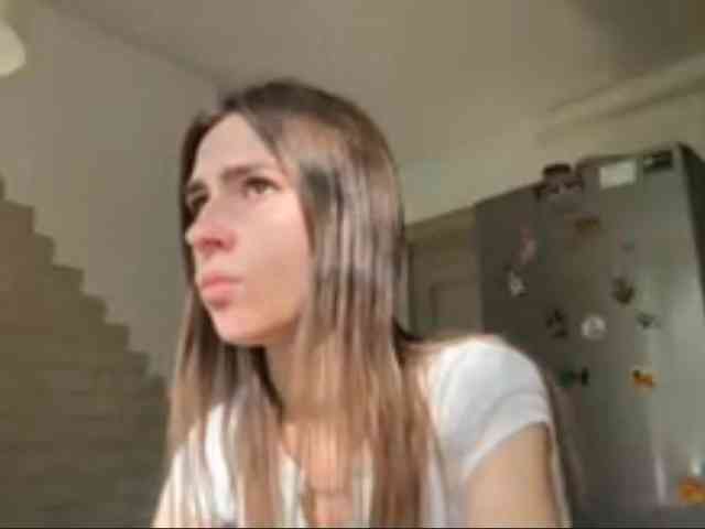 AshantiBadolato webcam