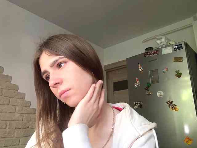 AshantiBadolato webcam