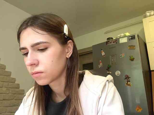 AshantiBadolato webcam