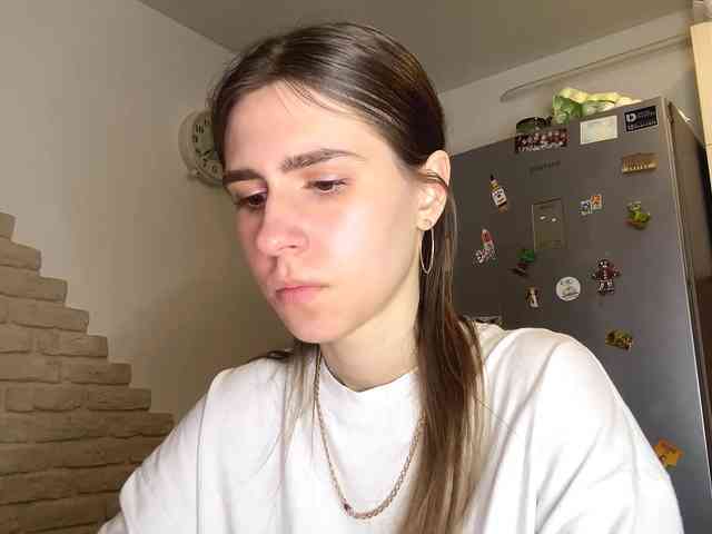 AshantiBadolato webcam