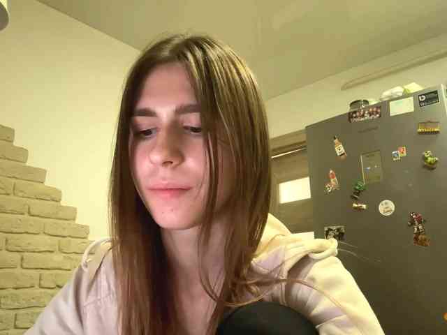 AshantiBadolato webcam