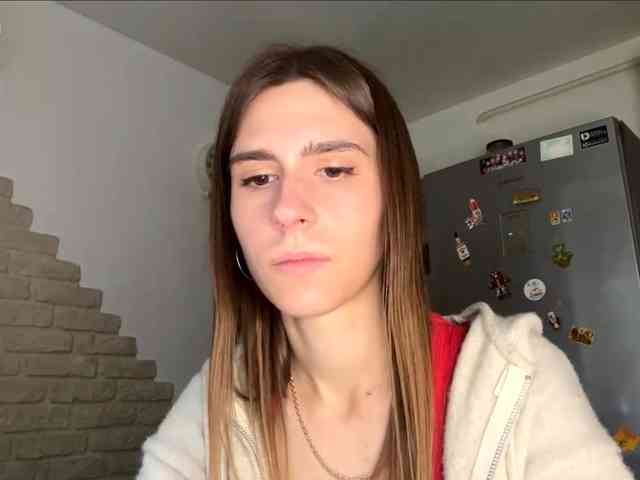 AshantiBadolato webcam