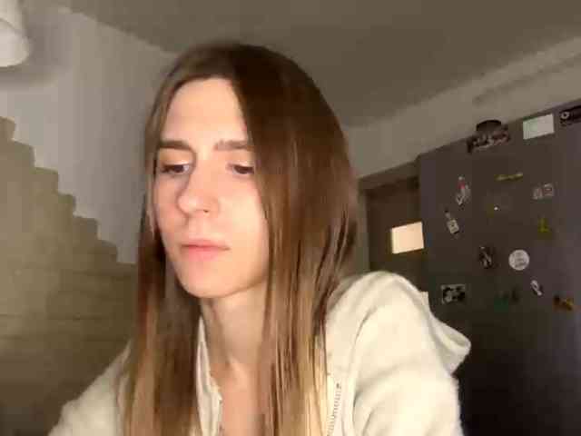 AshantiBadolato webcam
