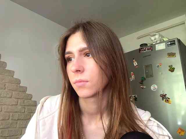 AshantiBadolato webcam