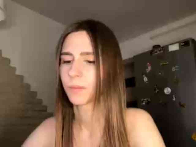 AshantiBadolato webcam
