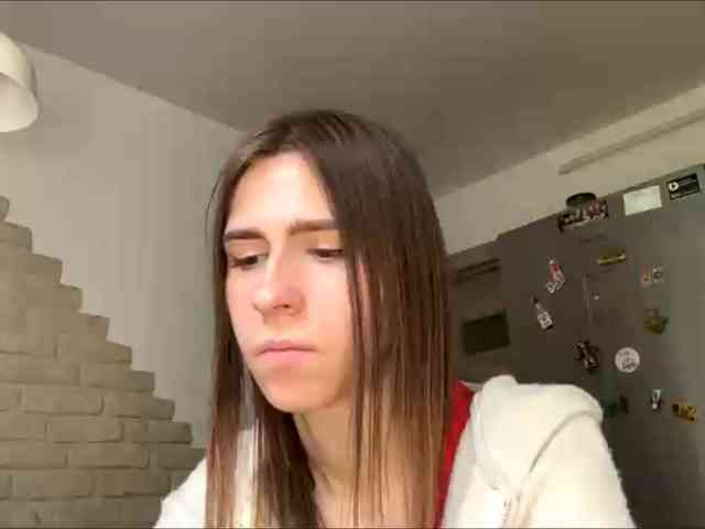 AshantiBadolato webcam