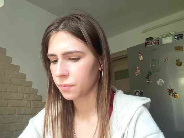 AshantiBadolato webcam