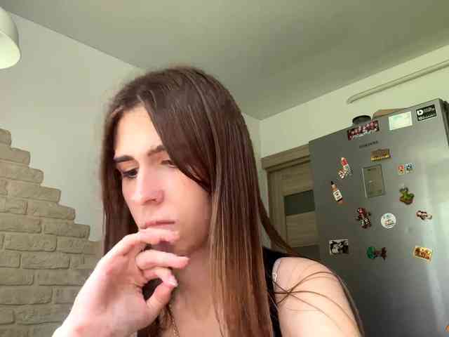 AshantiBadolato webcam