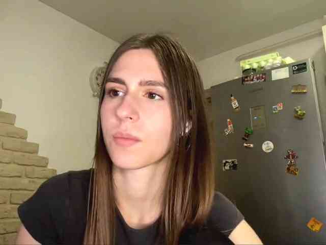 AshantiBadolato webcam