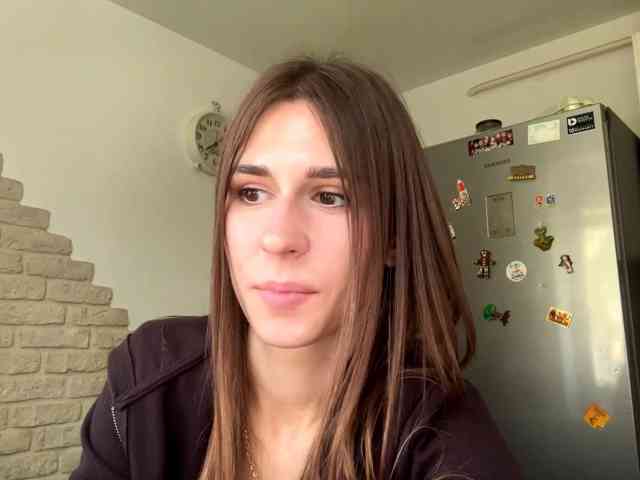 AshantiBadolato webcam