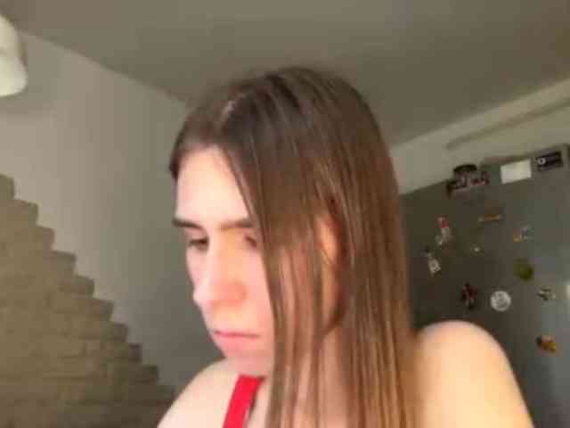 AshantiBadolato webcam