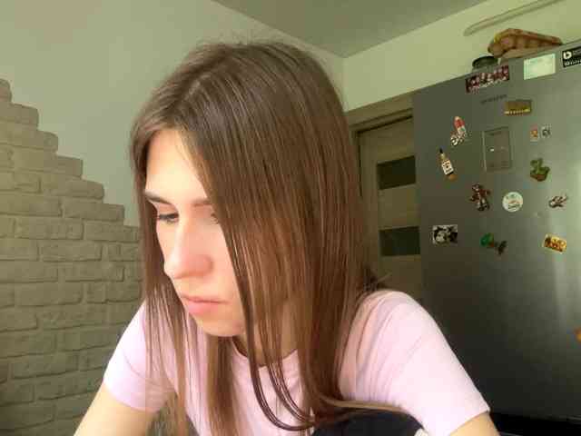 AshantiBadolato webcam