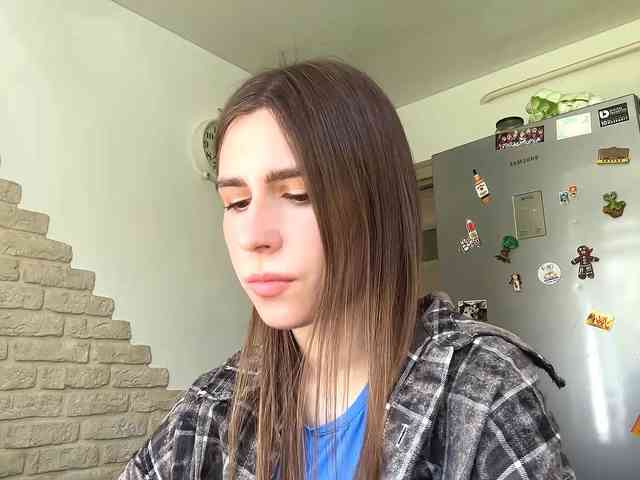 AshantiBadolato webcam