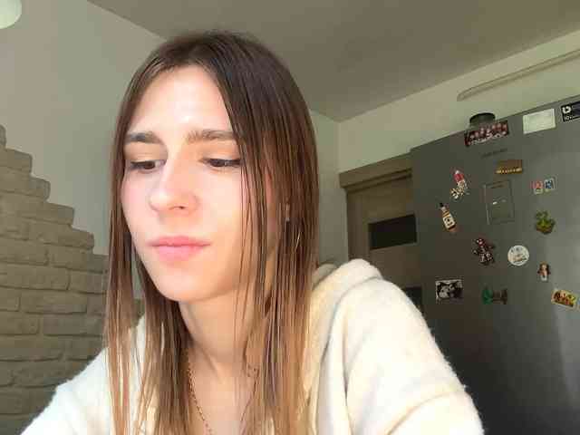 AshantiBadolato webcam