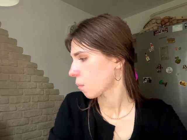 AshantiBadolato webcam