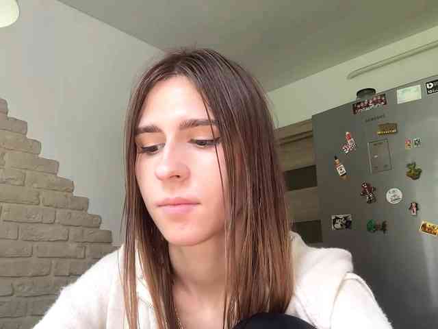 AshantiBadolato webcam