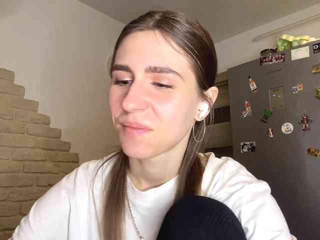 AshantiBadolato webcam