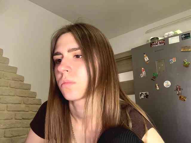 AshantiBadolato webcam