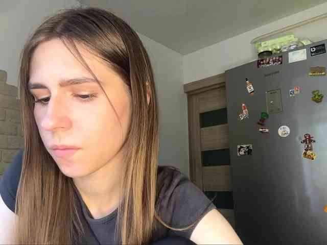 AshantiBadolato webcam