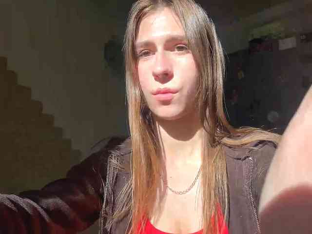 AshantiBadolato webcam