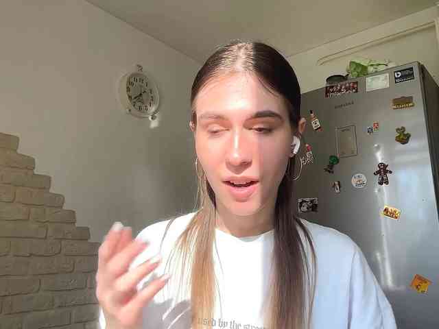 AshantiBadolato webcam