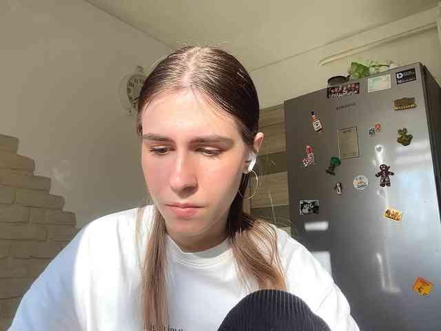 AshantiBadolato webcam