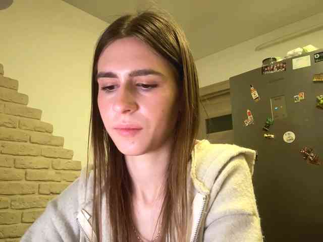 AshantiBadolato webcam