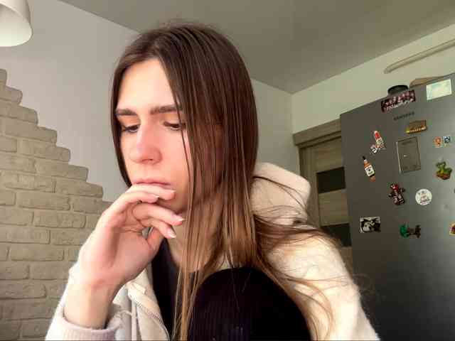 AshantiBadolato webcam