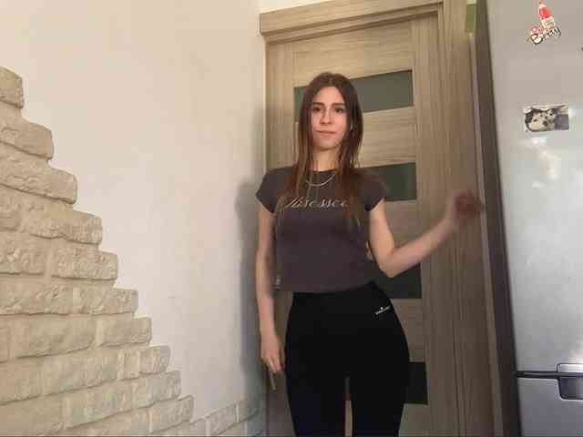 AshantiBadolato webcam