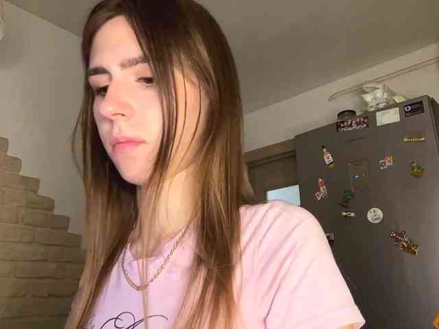AshantiBadolato webcam