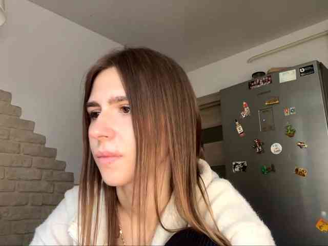 AshantiBadolato webcam