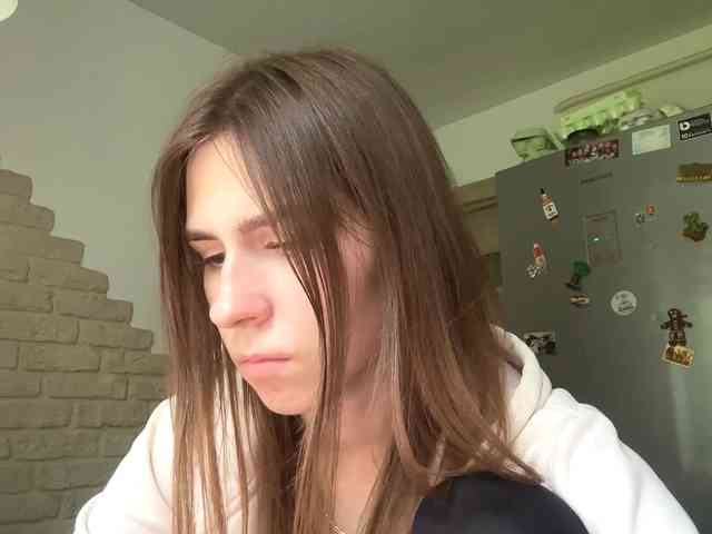 AshantiBadolato webcam