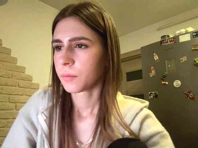 AshantiBadolato webcam