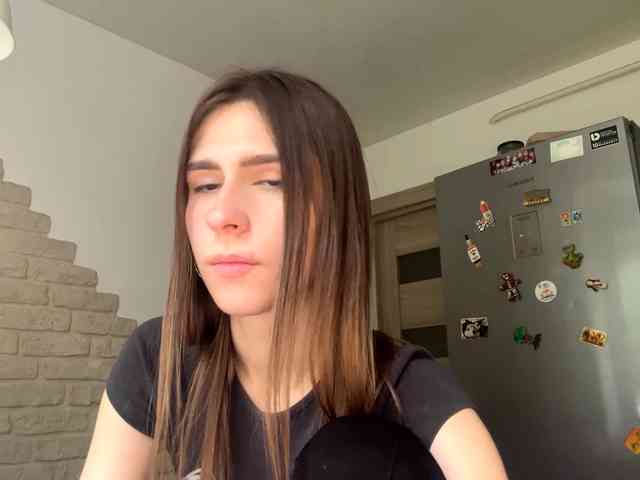 AshantiBadolato webcam