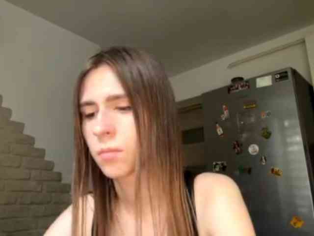 AshantiBadolato webcam