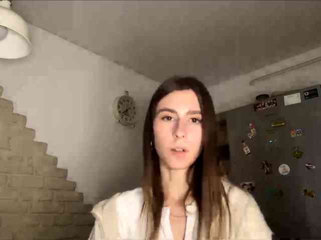 AshantiBadolato webcam