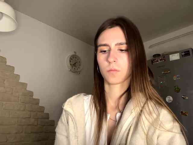 AshantiBadolato webcam