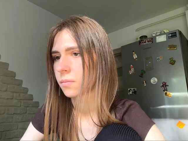 AshantiBadolato webcam