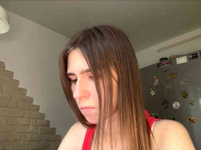 AshantiBadolato webcam