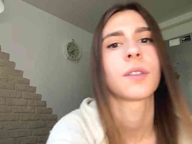 AshantiBadolato webcam