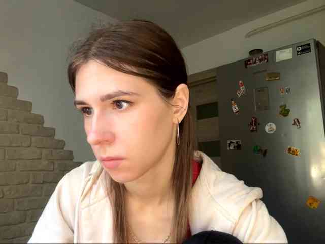 AshantiBadolato webcam