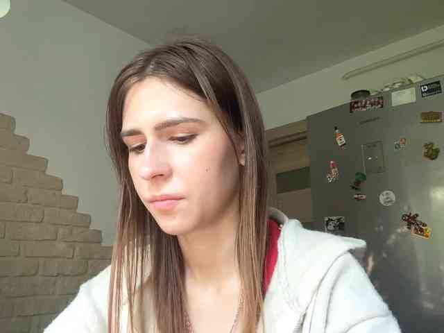 AshantiBadolato webcam