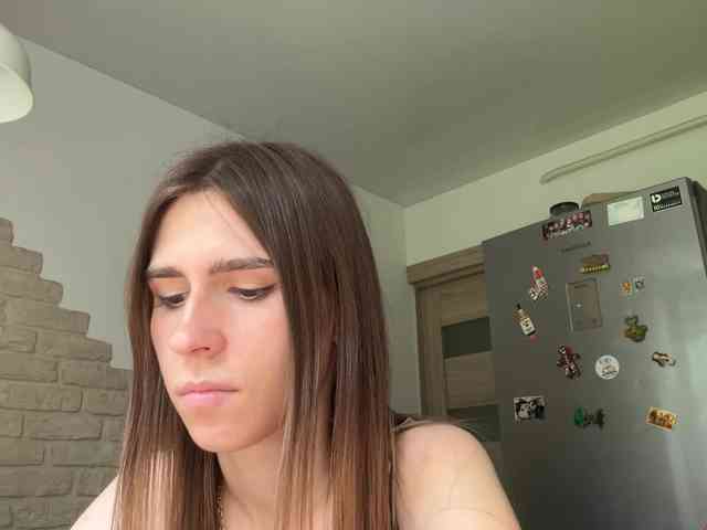 AshantiBadolato webcam