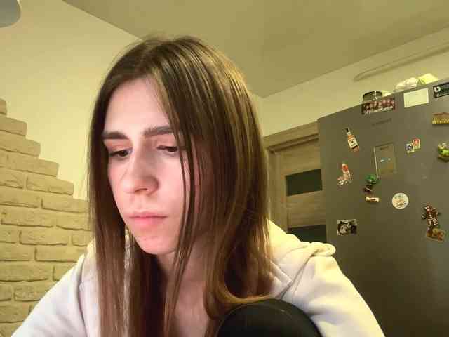 AshantiBadolato webcam